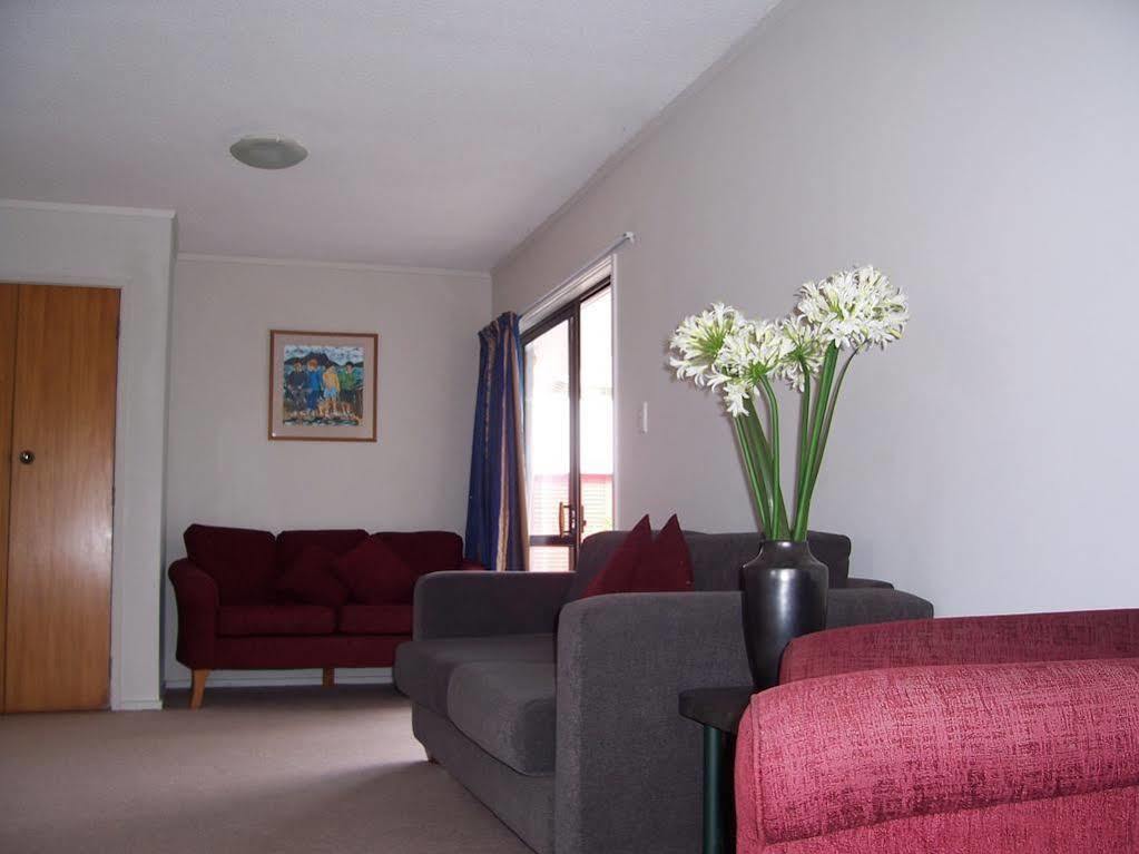 Snells Beach Motel Екстериор снимка